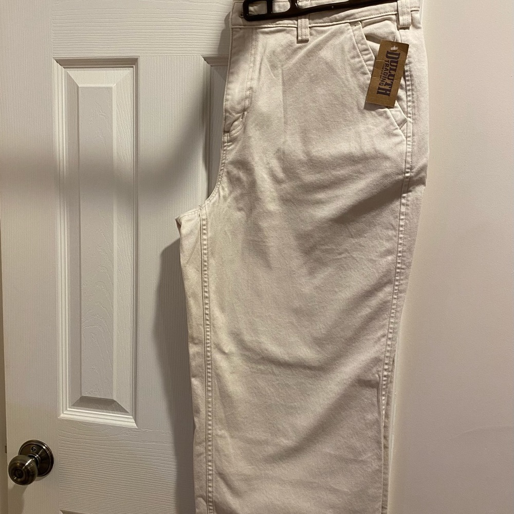 NWT women’s Duluth Trading Company size 16 reg.